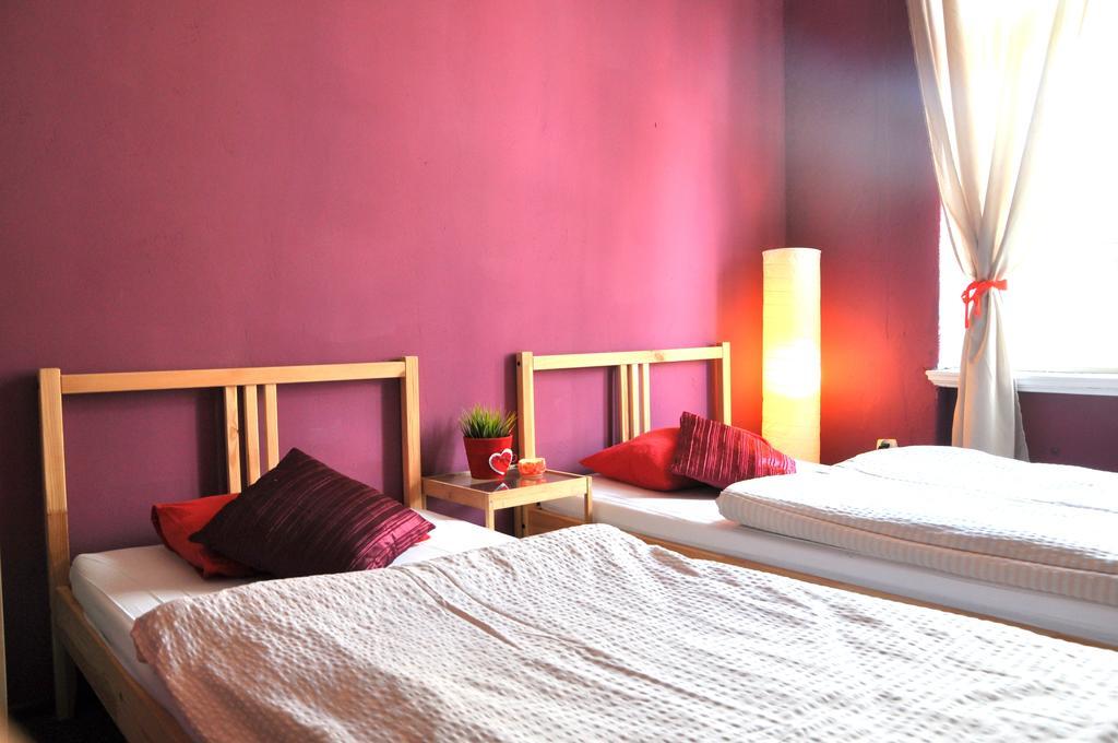 Hostel Awangarda Познан Стая снимка