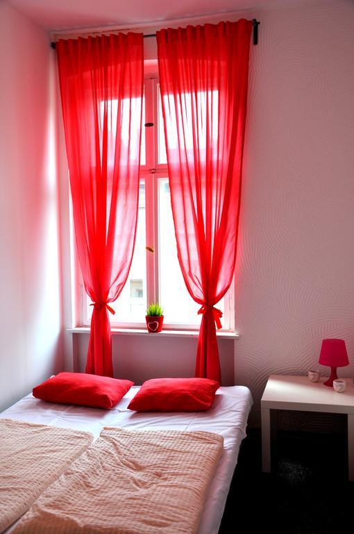 Hostel Awangarda Познан Стая снимка