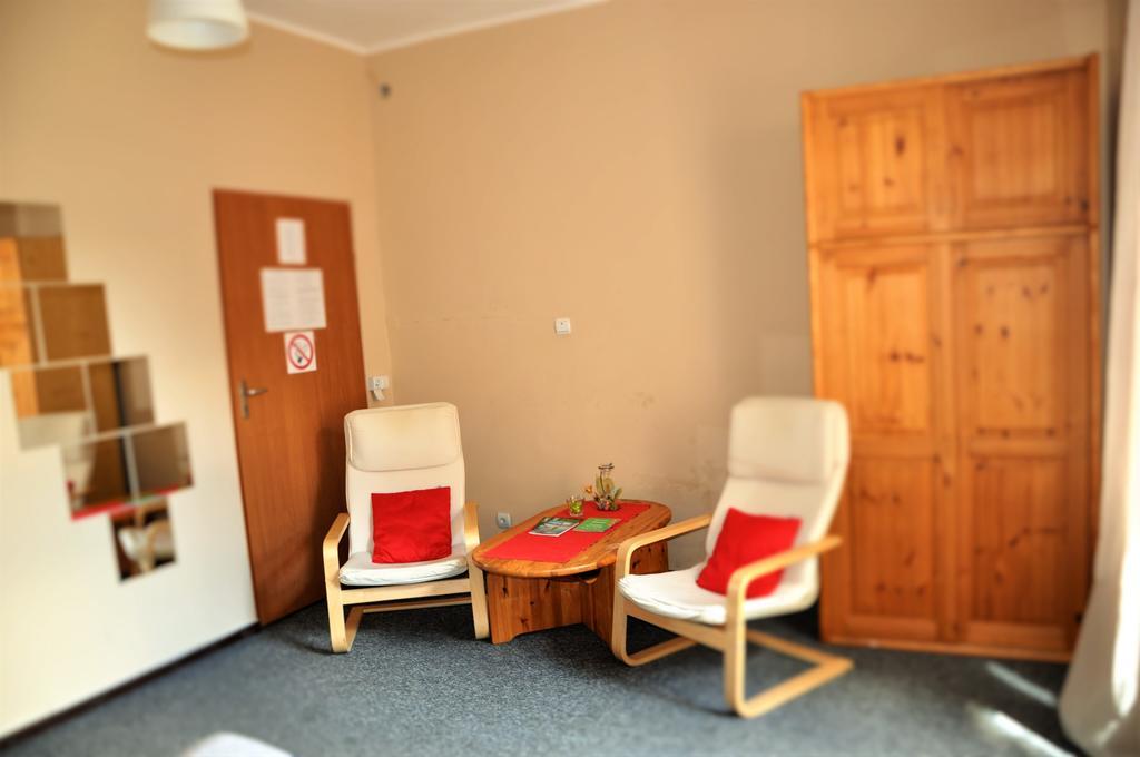 Hostel Awangarda Познан Екстериор снимка
