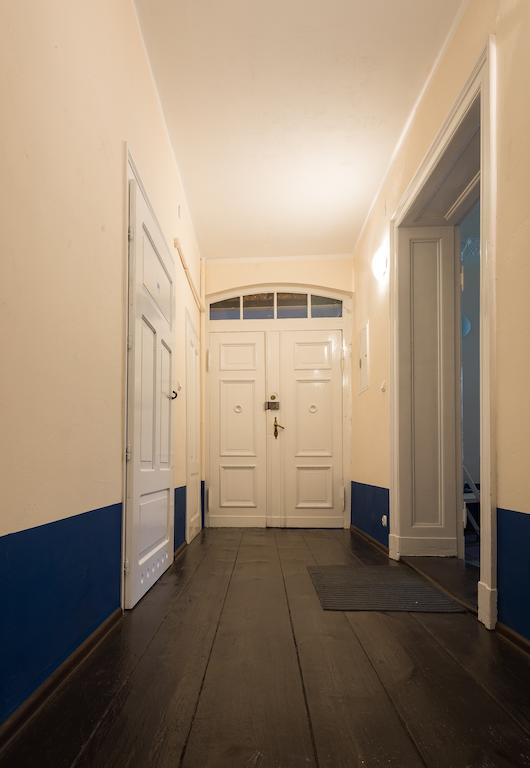Hostel Awangarda Познан Екстериор снимка